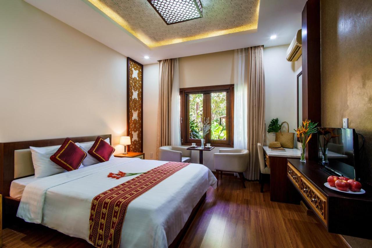 Minera Hot Springs 4* Bình Châu